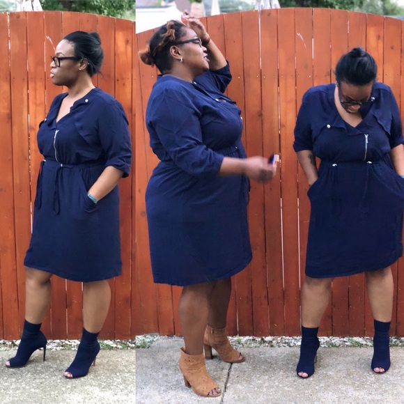 Zip Dress - Picture 2 of 3